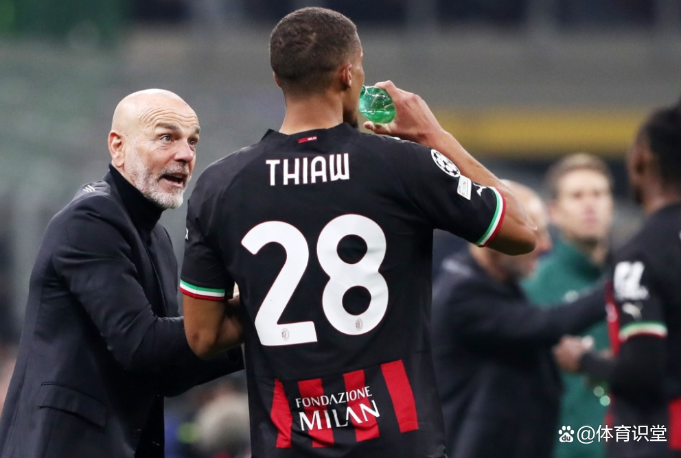 转折点！AC米兰复出首秀，英超赛前攻防权衡，更衣室稳定，赛季目标并未改变的简单介绍